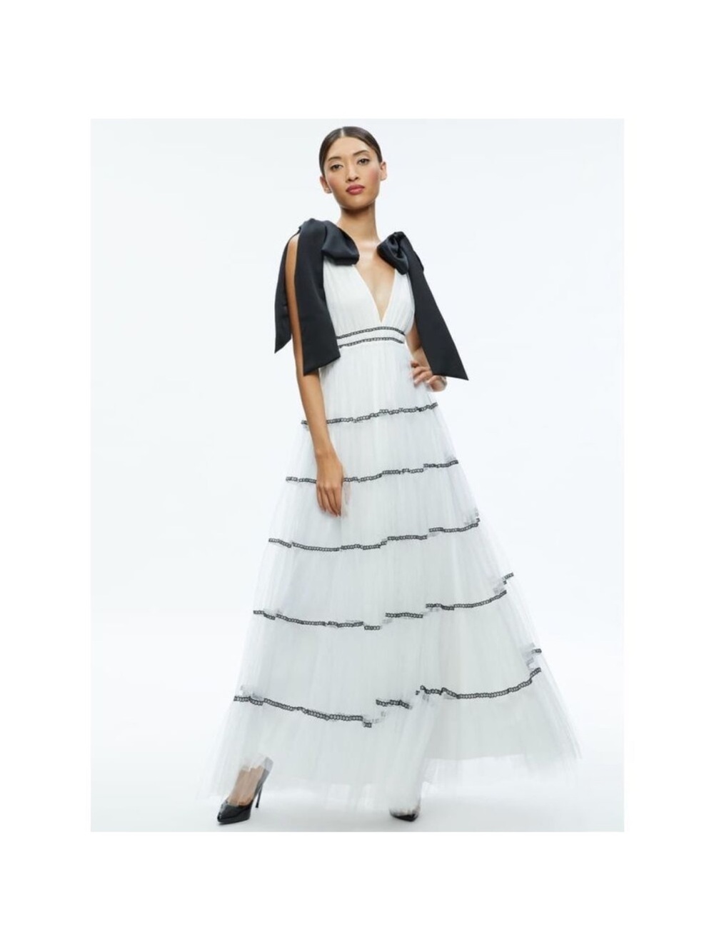 Alice + Olivia Jessalyn Dress